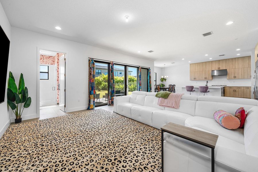 027-8260RoyalCountyDownRoad-BocaRaton-FL