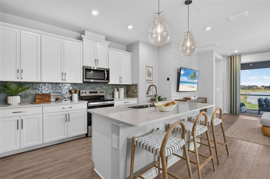 Furnished interior view inside a new home in Pasadena Ridge Master, Dade City (Image 13).