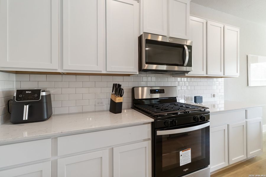 Furnished interior view inside a new home in Brookstone Creek, San Antonio (Image 13). Furnished interior view inside a new home in Brookstone Creek, San Antonio (Image 13).