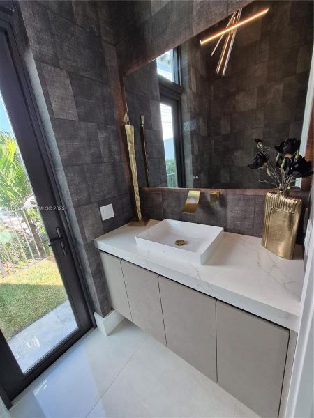 Furnished interior view inside a new home in , Lighthouse Point (Image 50).