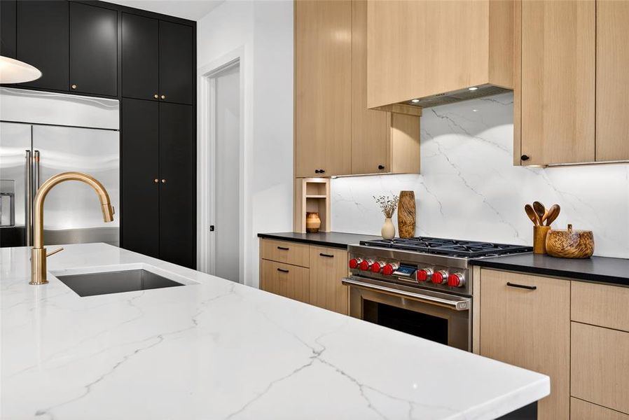 Furnished interior view inside a new home in , Dallas (Image 8).