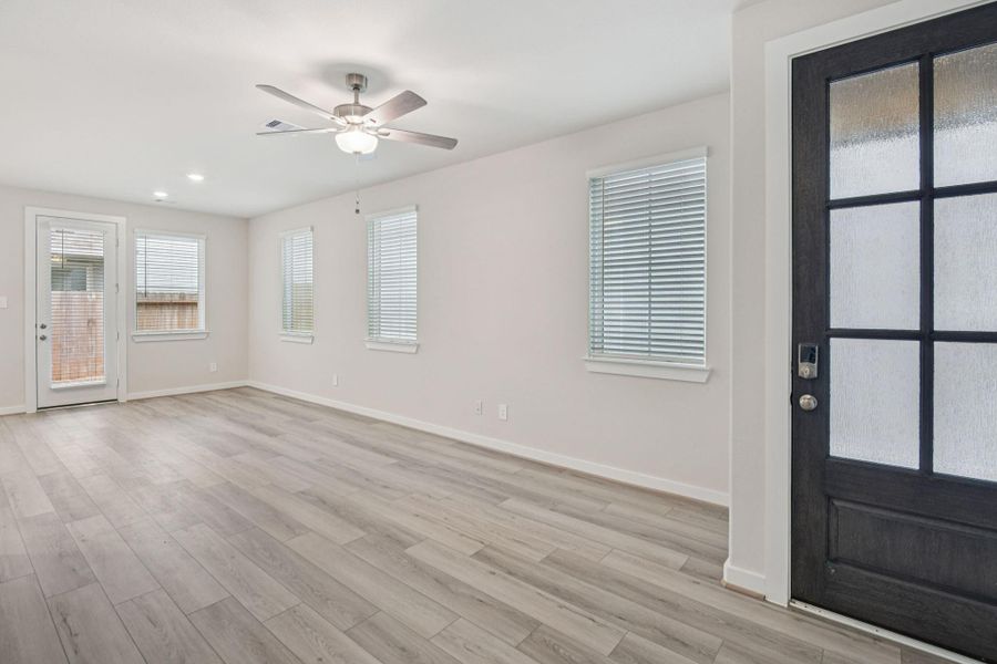Spacious, unfurnished interior of a new home in Spring Brook Village - City Series, Houston (Image 23). Spacious, unfurnished interior of a new home in Spring Brook Village - City Series, Houston (Image 23).