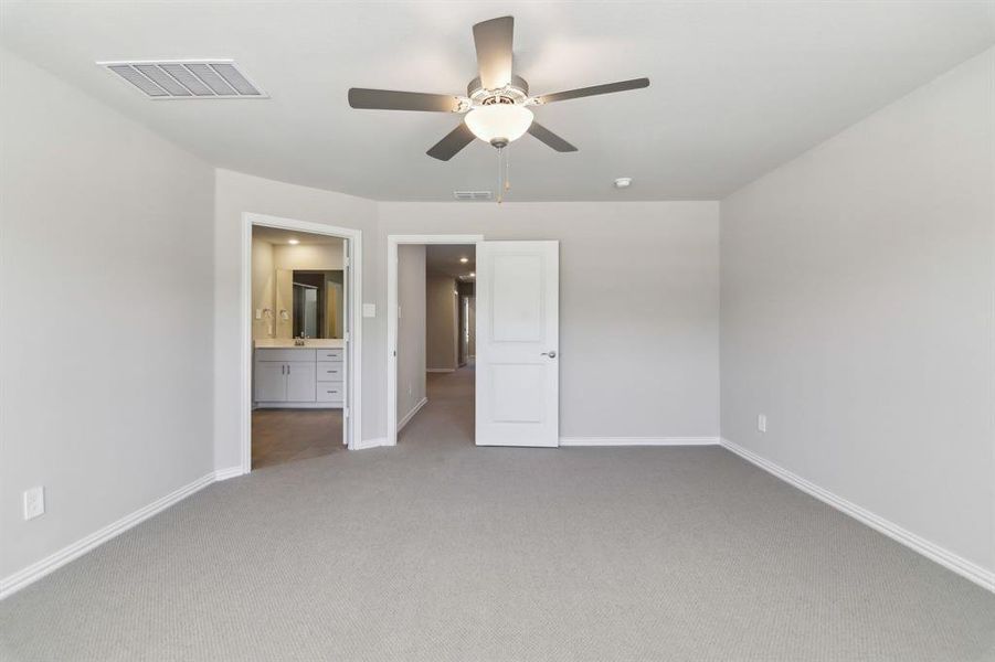 Photo is not of the actual home, but is an inspirational photo of builder’s model home and may depict options, furnishings, and/or decorator features that are not included.