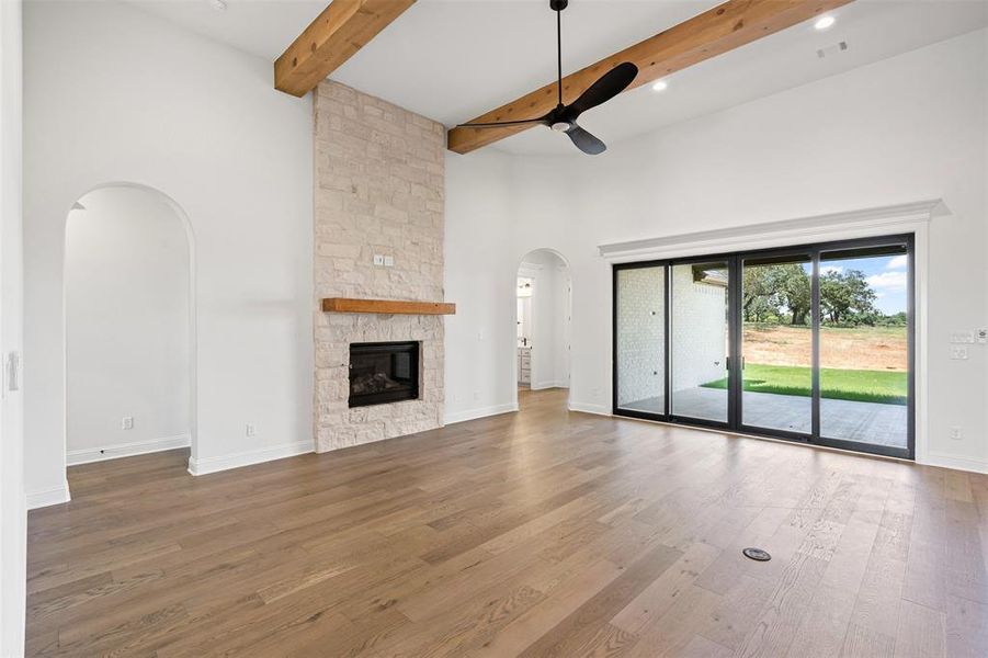 Spacious, unfurnished interior of a new home in Santana Ridge, Weatherford (Image 15). Spacious, unfurnished interior of a new home in Santana Ridge, Weatherford (Image 15).