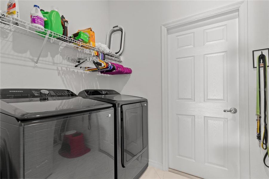 Furnished interior view inside a new home in , Ocala (Image 10).