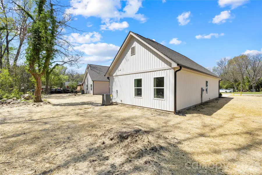 Exterior details and patio area of a home in , Rock Hill (Image 3).