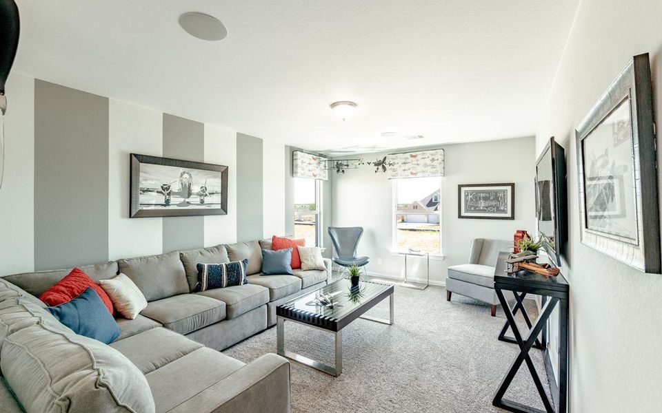 Furnished interior view inside a new home in Martha's Vineyard, Alvin (Image 38).
