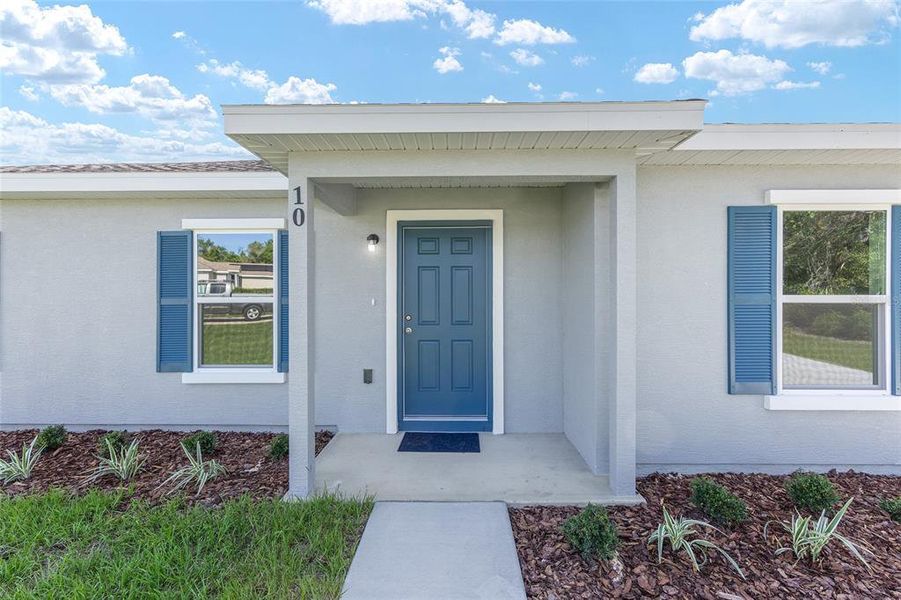 Exterior details and patio area of a home in , Ocala (Image 23).