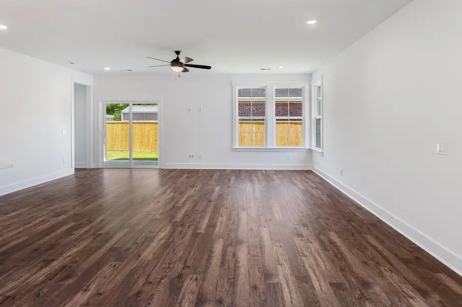 Representative unfurnished interior of a home built from the St. Ledger by Hunter Quinn Homes in Horry County Homes, Myrtle Beach (Image 24). Representative unfurnished interior of a home built from the St. Ledger by Hunter Quinn Homes in Horry County Homes, Myrtle Beach (Image 24).
