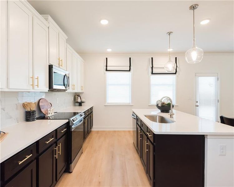 Furnished interior view inside a new home in Stratford Square, Lawrenceville (Image 33).
