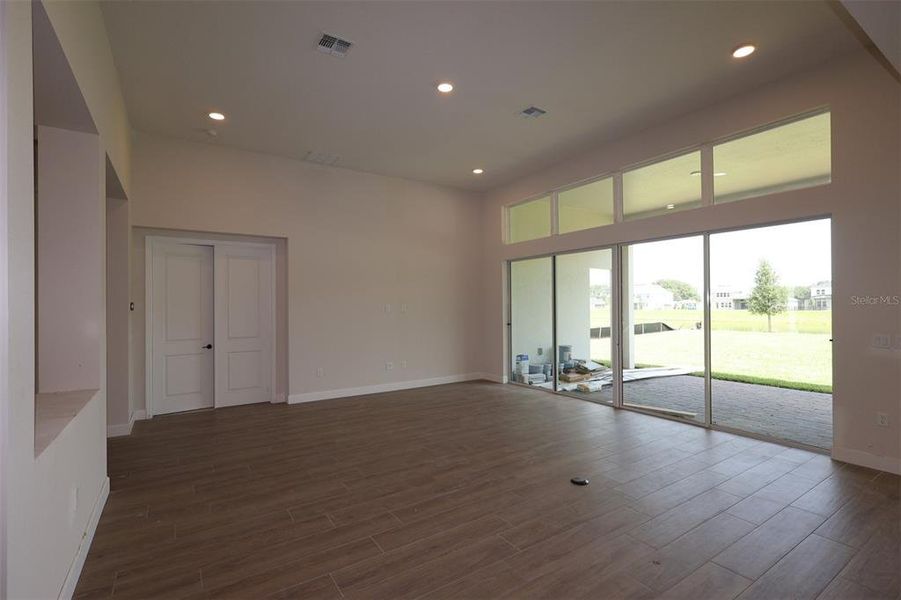 Spacious, unfurnished interior of a new home in Solace at Corner Lake, Orlando (Image 45). Spacious, unfurnished interior of a new home in Solace at Corner Lake, Orlando (Image 45).