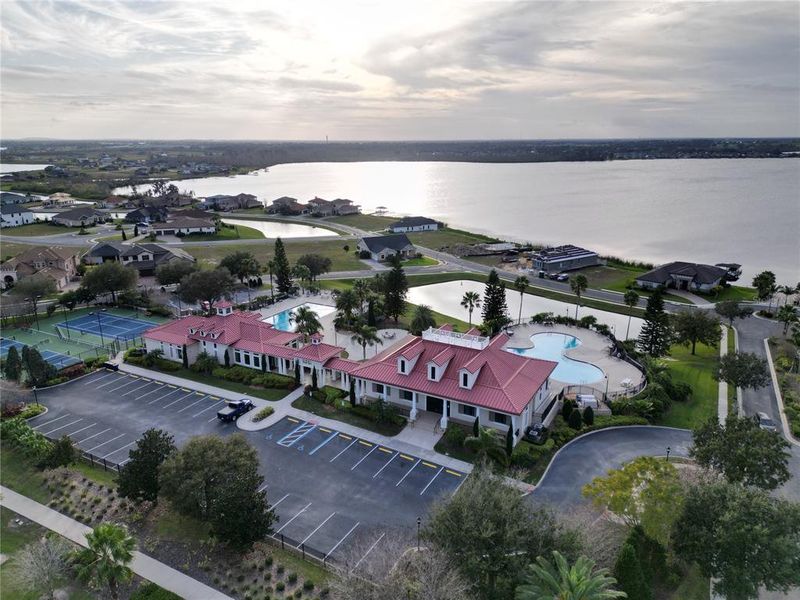 Auburndale Side Clubhouse and Facilities