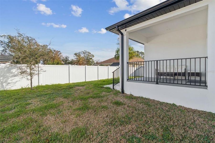 Exterior details and patio area of a home in , Tampa (Image 42).