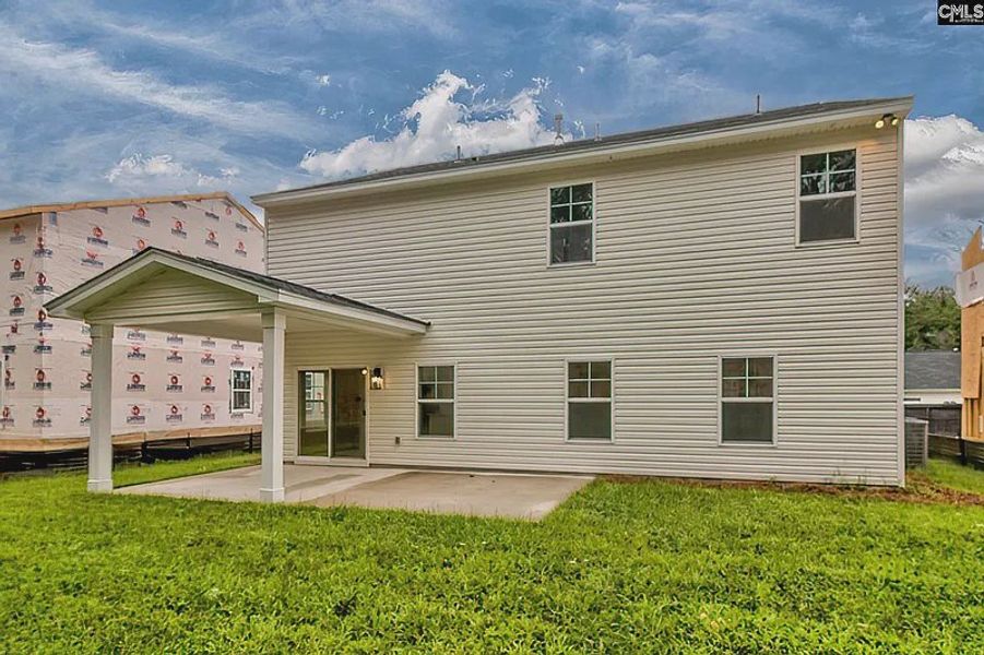 Exterior details and patio area of a home in Emanuel Creek, West Columbia (Image 22).