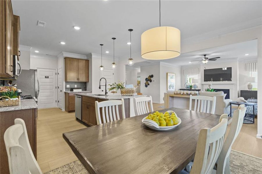 Furnished interior view inside a new home in Oakmont, Dallas (Image 13).
