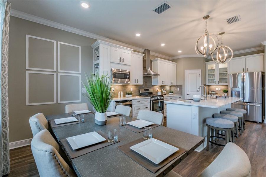 Furnished interior view inside a new home in , Tarpon Springs (Image 12).