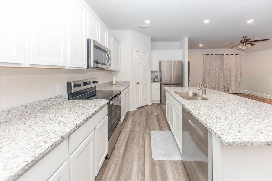 Furnished interior view inside a new home in Willow Glenn, Temple (Image 5).