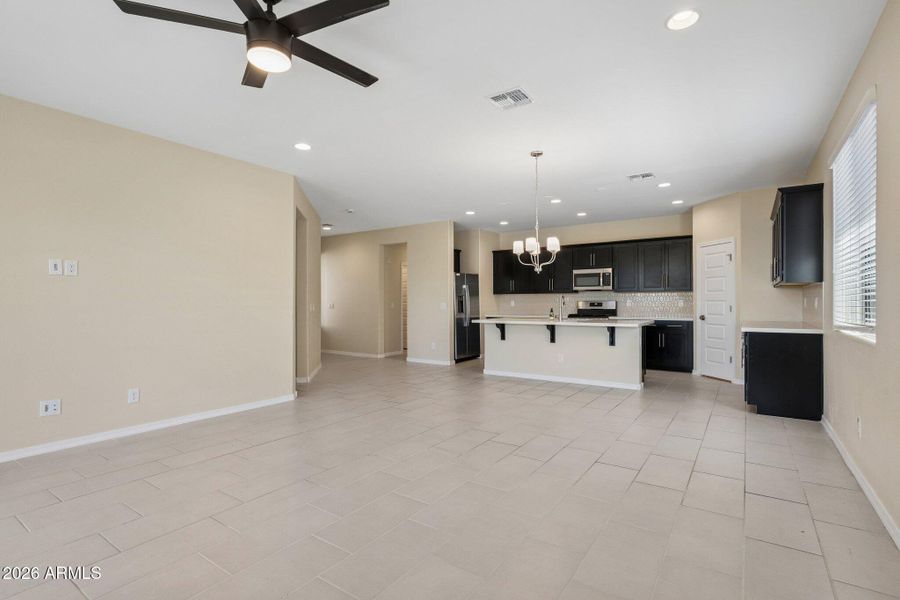 7-web-or-mls-25572-north-142nd-ln