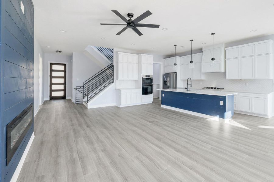 Spacious, unfurnished interior of a new home in , Austin (Image 34).