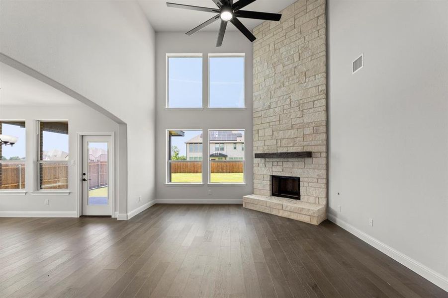 9_10. 505 Alto - Family