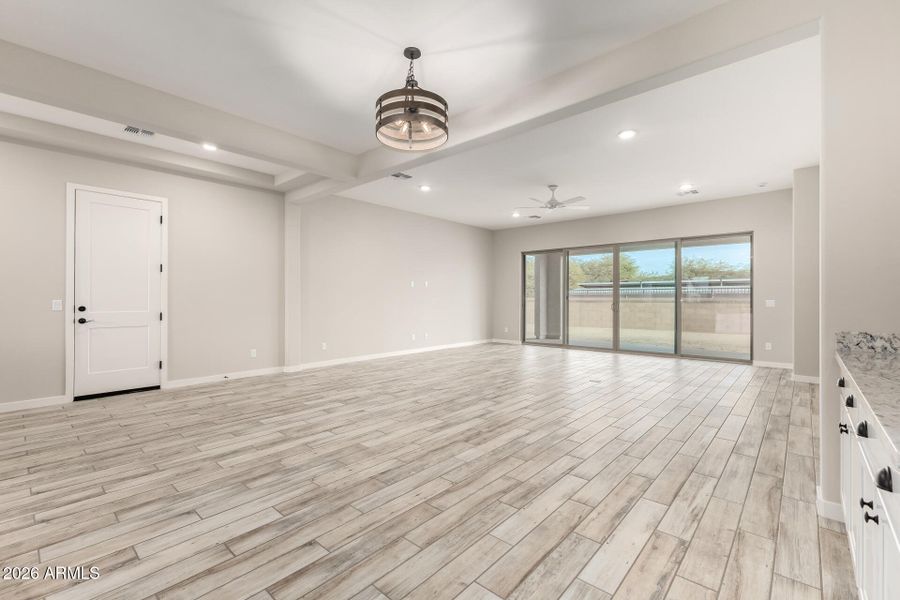 14 - 173rd 8819 14 - 173rd 8819