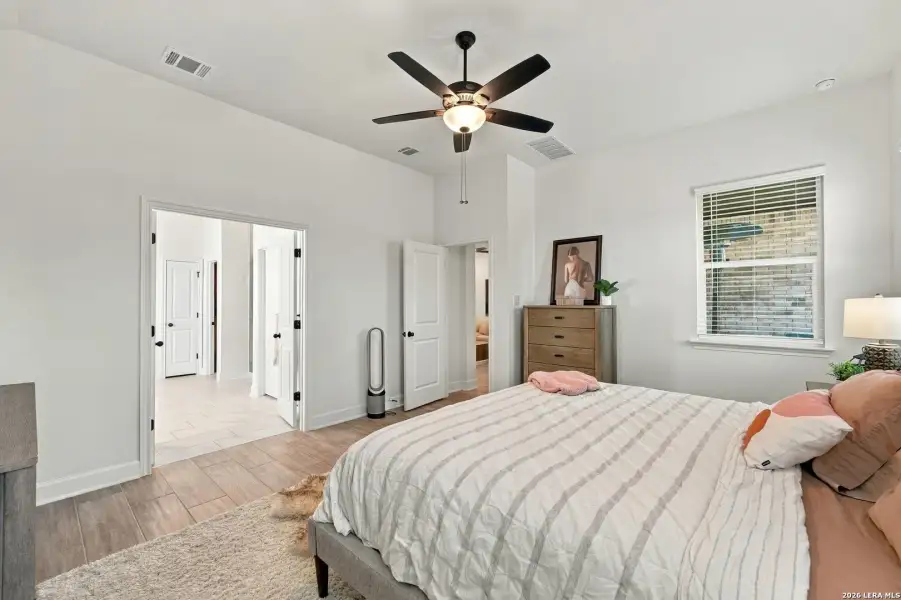 Furnished interior view inside a new home in Front Gate at Fair Oaks Ranch 70, Fair Oaks Ranch (Image 9). Furnished interior view inside a new home in Front Gate at Fair Oaks Ranch 70, Fair Oaks Ranch (Image 9).