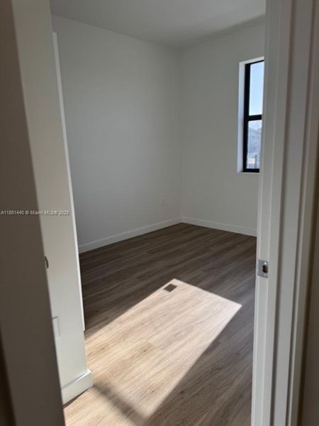 Spacious, unfurnished interior of a new home in , Florida City (Image 19).