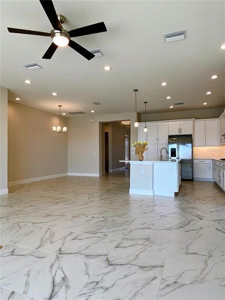 Spacious, unfurnished interior of a new home in Valencia Ridge (55+), Wesley Chapel (Image 17).