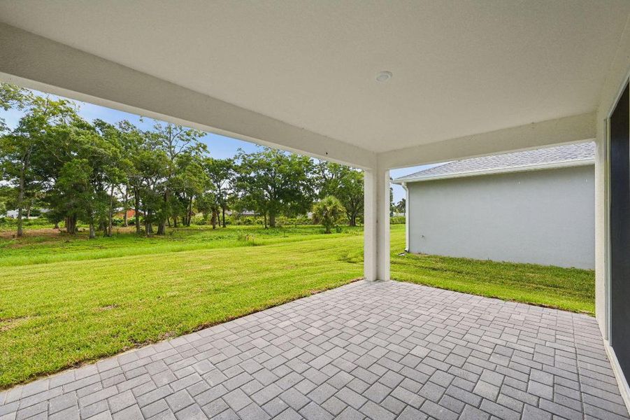 5649 Hampton Park Circle - 001 (28)