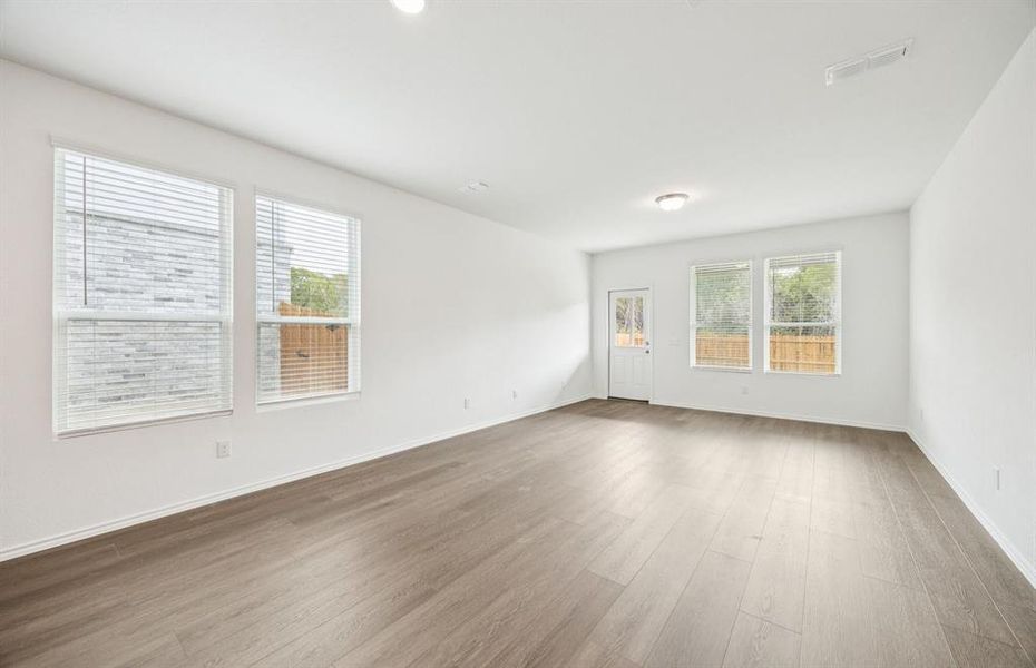 Gathering room with direct access to the backyard Gathering room with direct access to the backyard