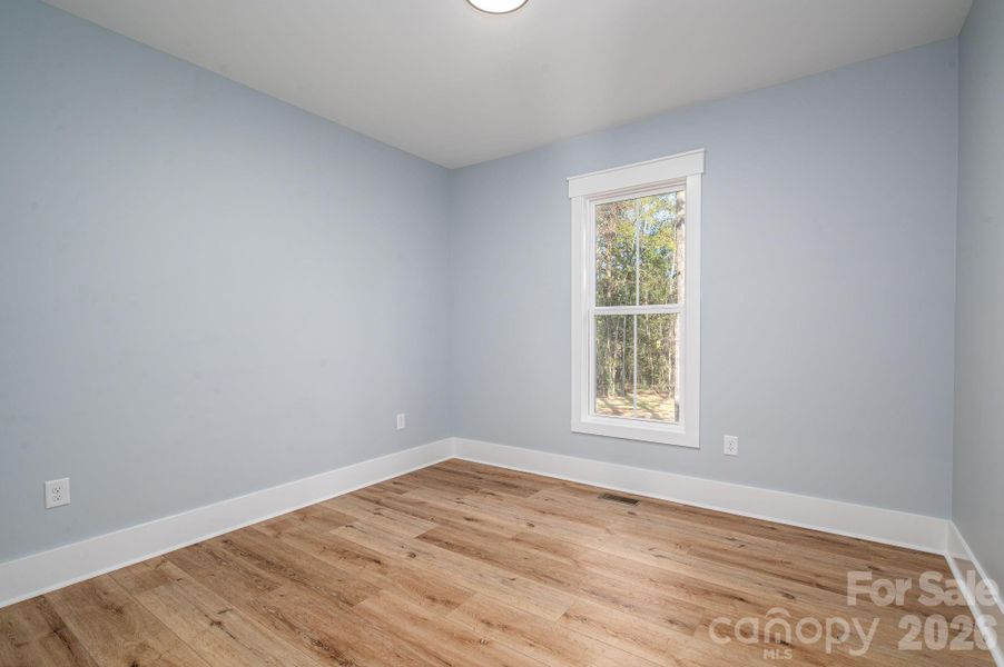 Spacious, unfurnished interior of a new home in , Maiden (Image 28).