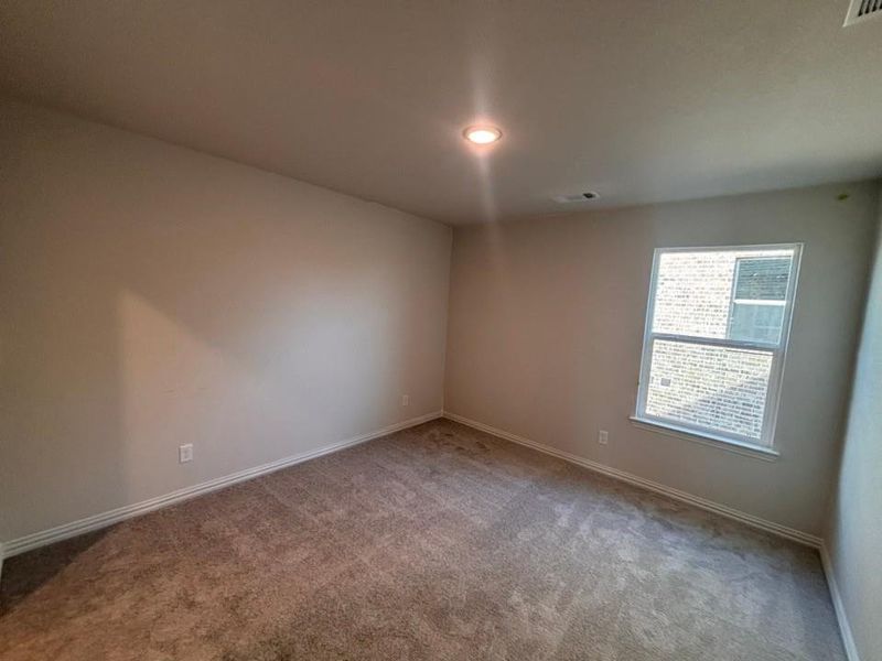 Spacious, unfurnished interior of a new home in Northstar, Fort Worth (Image 6).