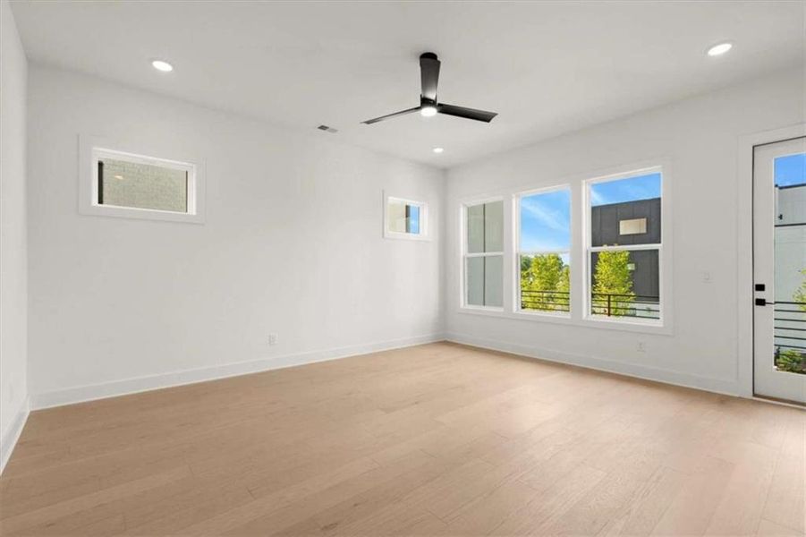 Spacious, unfurnished interior of a new home in The Gathering – Alpharetta, Alpharetta (Image 36).