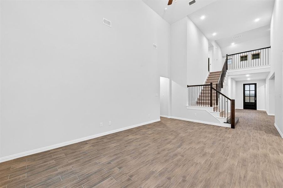 Spacious, unfurnished interior of a new home in Lily Creek at Sutton Fields, Aubrey (Image 30).