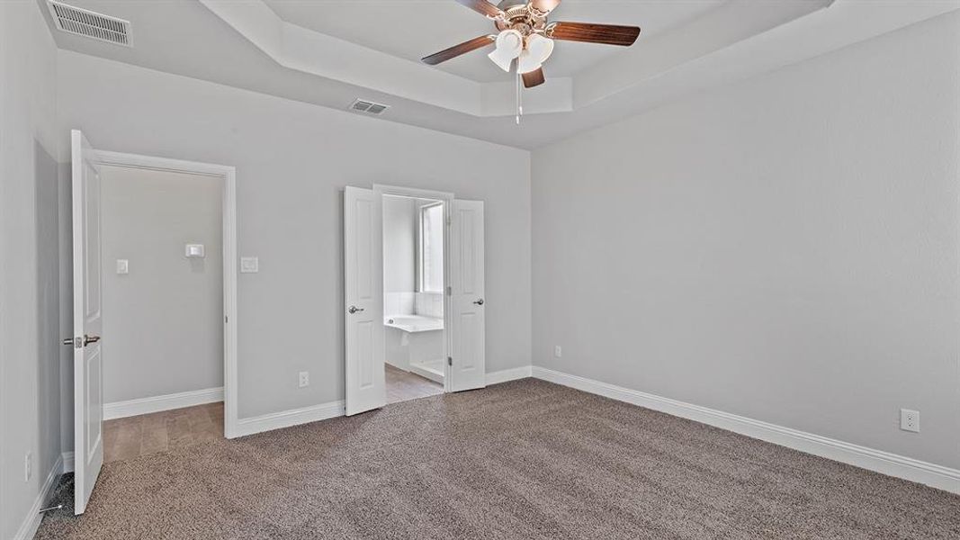 Spacious, unfurnished interior of a new home in Morningstar, Aledo (Image 30).