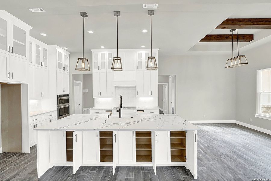 Furnished interior view inside a new home in , La Vernia (Image 16).