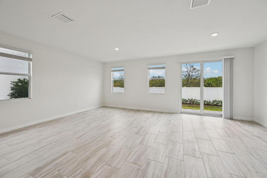 568 Salisbury Cir Fort Pierce FL (6)