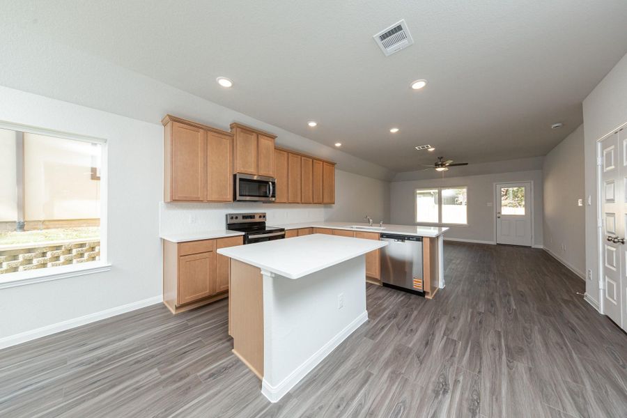 Furnished interior view inside a new home in Lake Conroe Area Homes, Montgomery (Image 11).