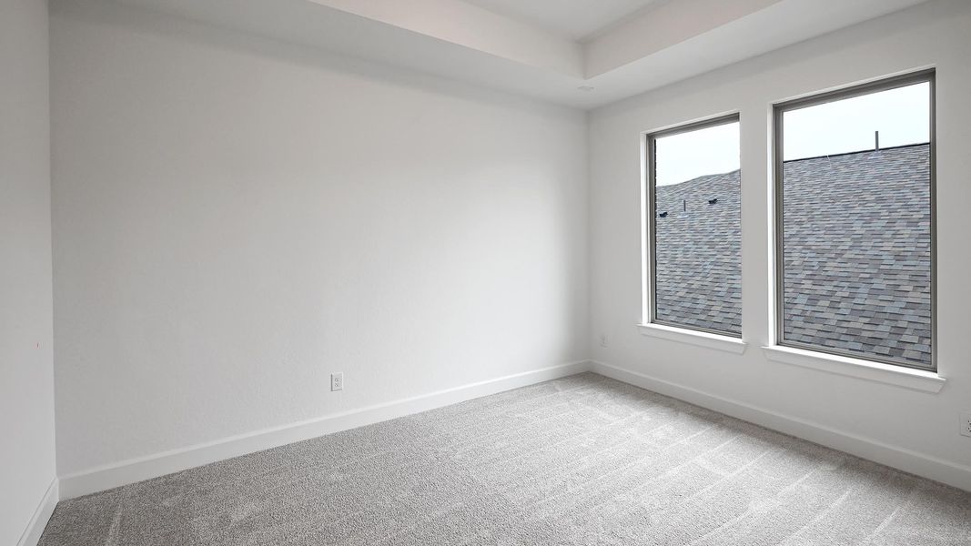 Spacious, unfurnished interior of a new home in Hidden Canyon 55', San Antonio (Image 19).