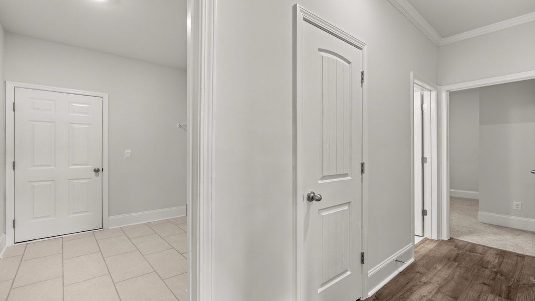 Representative unfurnished interior of a home built from the GRAYSON by D.R. Horton in Hamptons at Riverwood East, Dallas (Image 22). Representative unfurnished interior of a home built from the GRAYSON by D.R. Horton in Hamptons at Riverwood East, Dallas (Image 22).