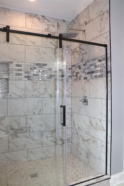 Furnished interior view inside a new home in , Lenoir (Image 36).