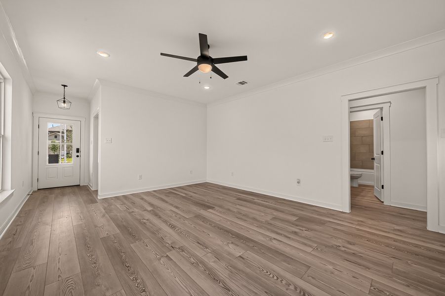 Spacious, unfurnished interior of a new home in Aldeana, Bonney (Image 22).