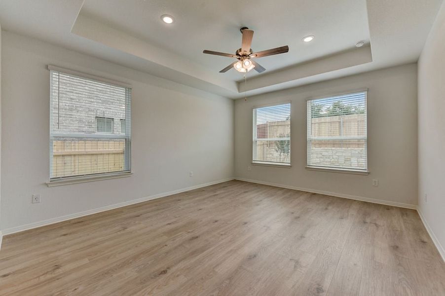 Spacious, unfurnished interior of a new home in Sauls Ranch, Round Rock (Image 13).
