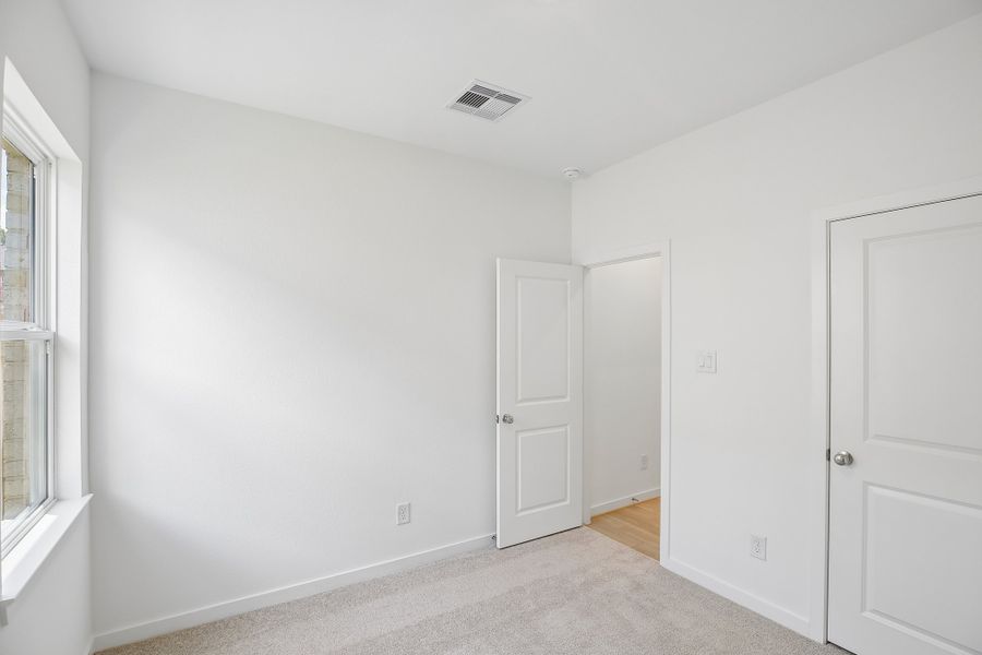 Spacious, unfurnished interior of a new home in Raburn Reserve 50s, Tomball (Image 29). Spacious, unfurnished interior of a new home in Raburn Reserve 50s, Tomball (Image 29).