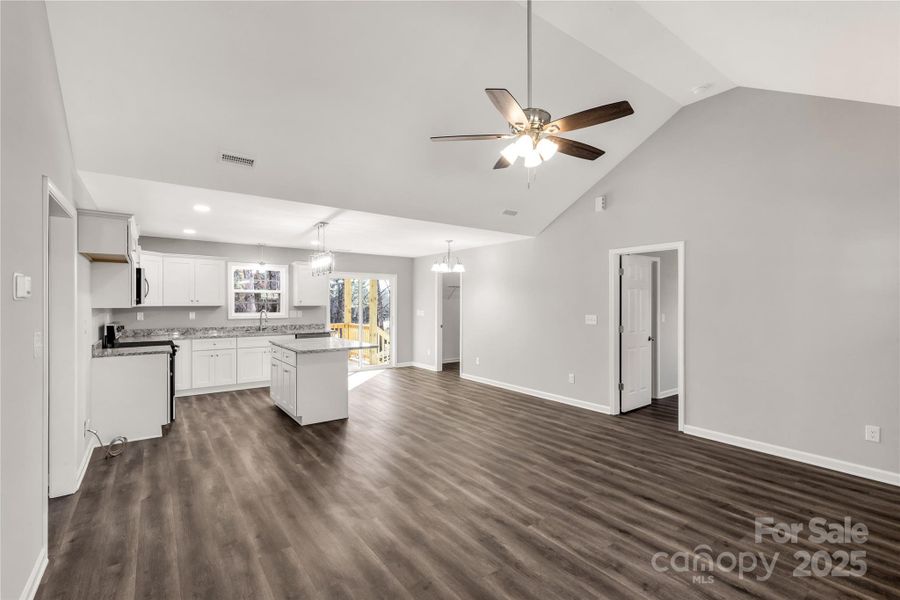 Spacious, unfurnished interior of a new home in , Rock Hill (Image 11).