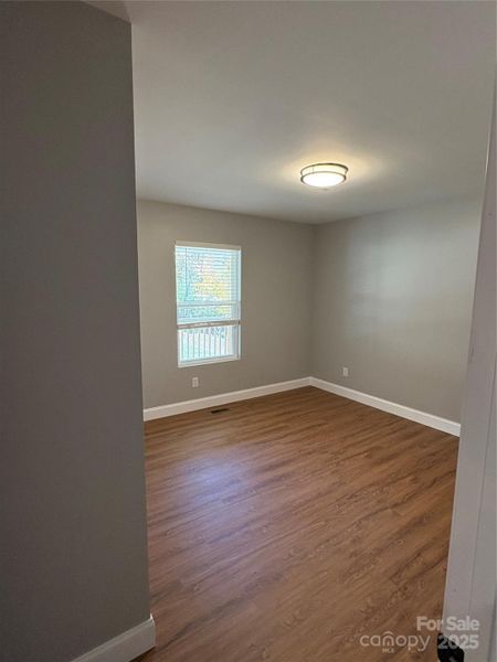 Spacious, unfurnished interior of a new home in , Horse Shoe (Image 7). Spacious, unfurnished interior of a new home in , Horse Shoe (Image 7).