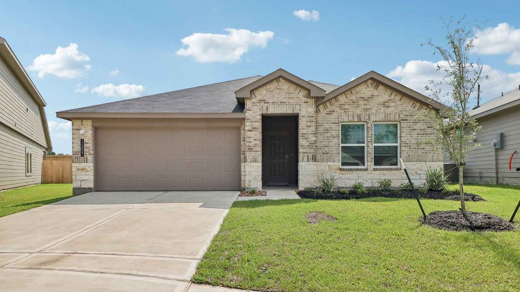 Representative exterior photo of a completed home built from the Texas Cali by D.R. Horton in Mill Creek, Magnolia, TX (Image 2). Representative exterior photo of a completed home built from the Texas Cali by D.R. Horton in Mill Creek, Magnolia, TX (Image 2).