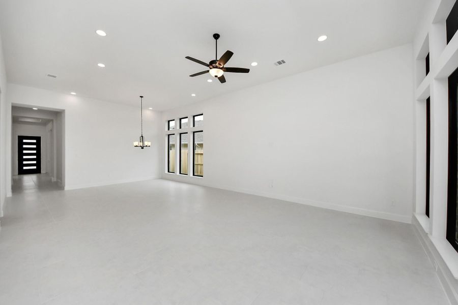 Spacious, unfurnished interior of a new home in Candela South, Richmond (Image 25).