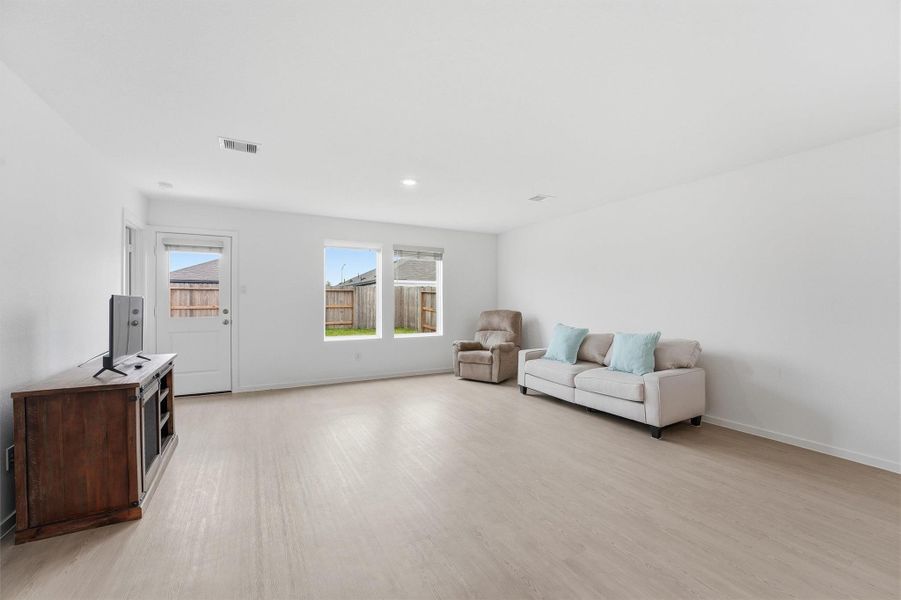 Image 19 of a home in Scotts Bend.