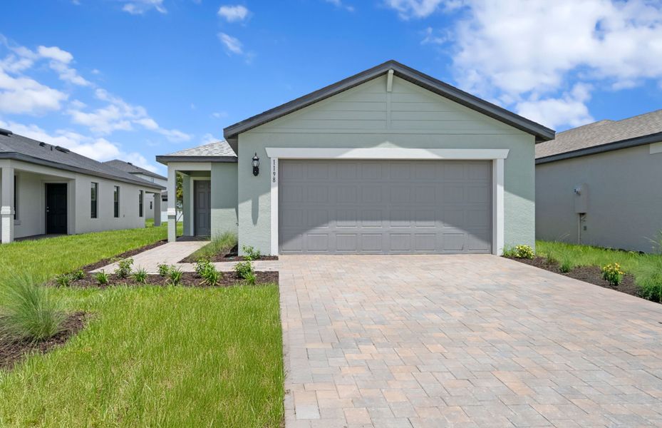 Welcoming Bryce Exterior